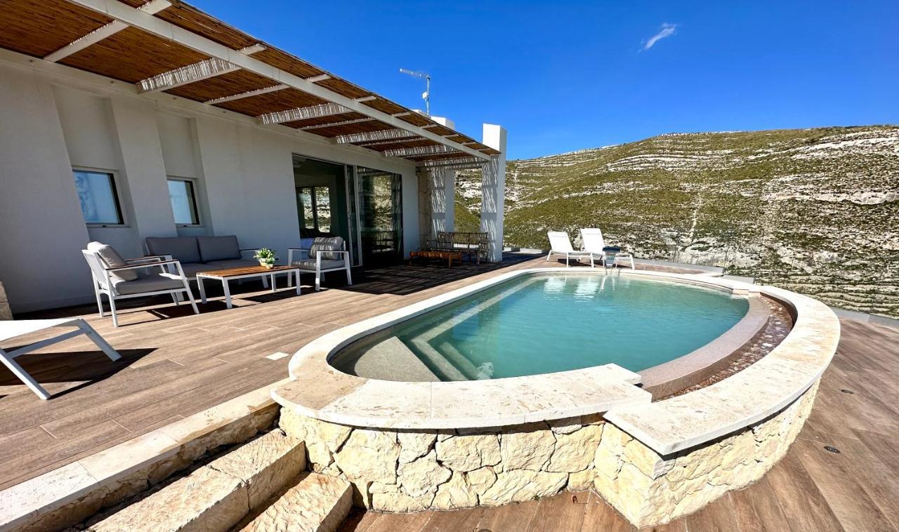 Villa Olimpo *